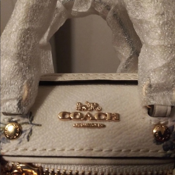 COACH ❤️Satchel Keychain/❤️ - Picture 13 of 15